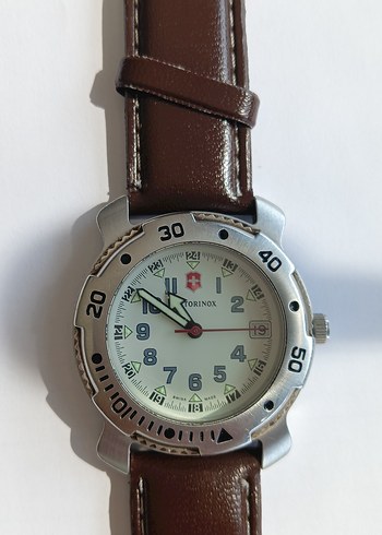Victorinox driver saat