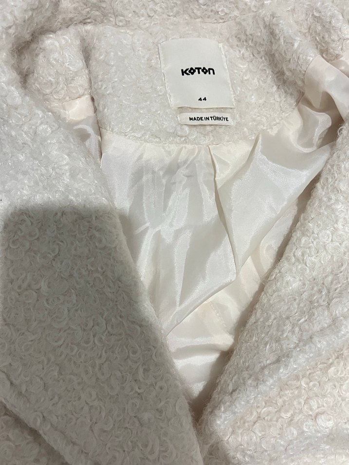 Düğmeli Beyaz Buklet Midi Kadın Kaban Koton - Görsel 3