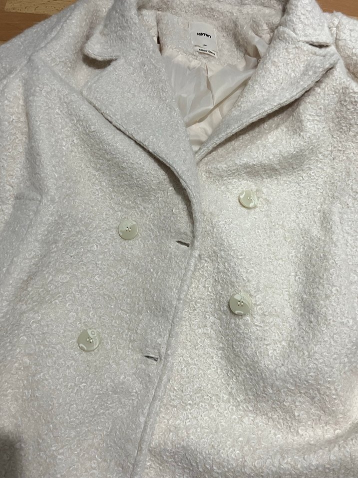 Düğmeli Beyaz Buklet Midi Kadın Kaban Koton - Görsel 4