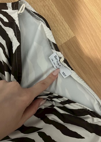 Kahverengi Zebra Desenli Kadın İspanyol Paça Pantolon Bershka - Görsel 3