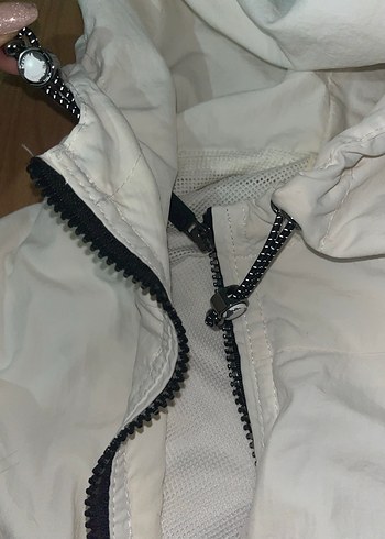 Bershka Crop Yağmurluk - Görsel 2