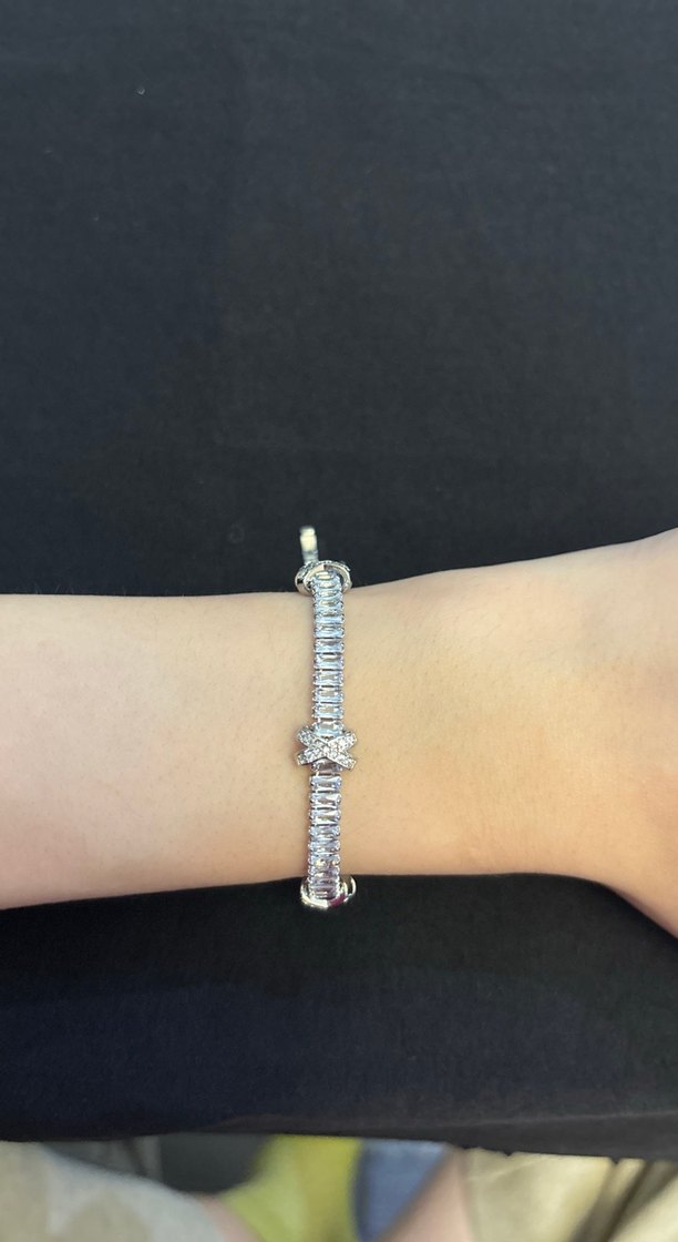 Zincir Detaylı gümüş renkli  Kadın Bileklik - Görsel 3