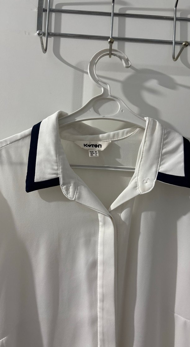 Düğmeli Beyaz Uzun Kollu Kadın Gömlek - Görsel 3