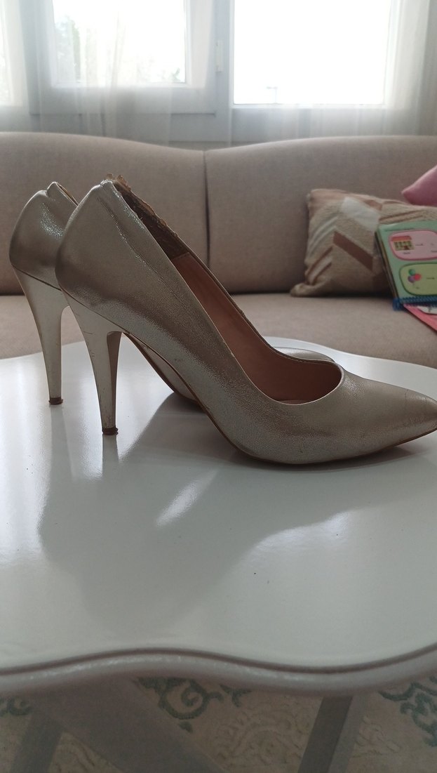 Bej Deri Stiletto Kadın Topuklu Ayakkabı - Görsel 5