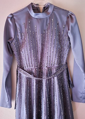 Uzun Kollu İşlemeli Mor Abiye Elbise - Görsel 3