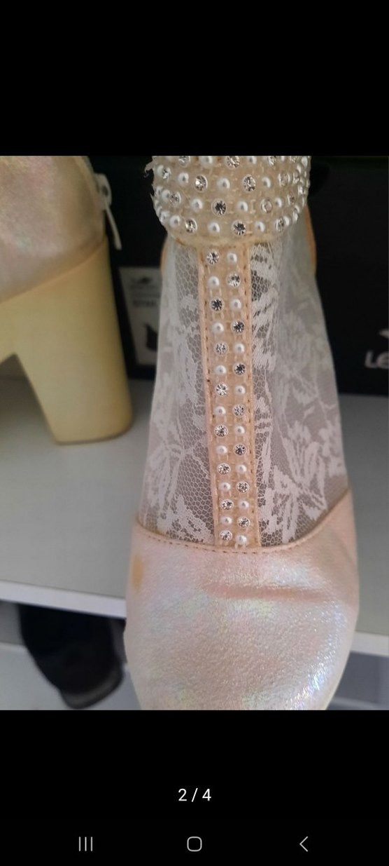 Dantel Detaylı Beyaz Platform Topuklu Kadın Ayakkabı - Görsel 2