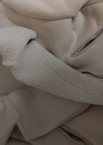 Diğer Beyaz Kürklü Kadın Kışlık Ceket