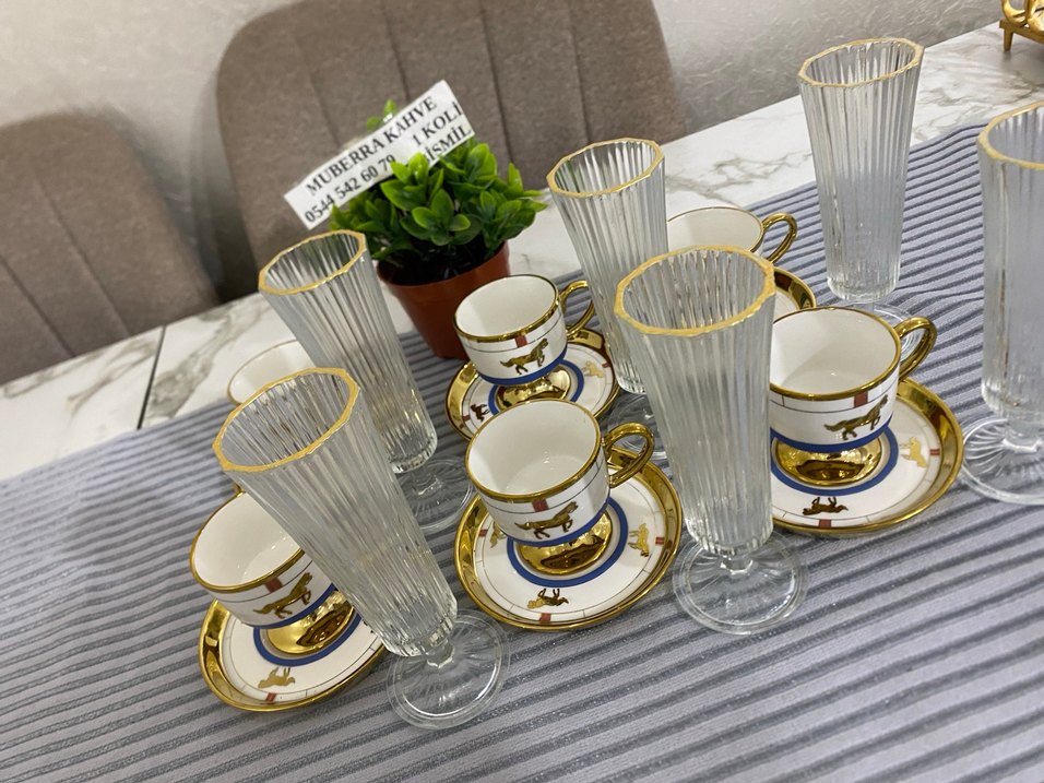 Altın Detaylı Beyaz Kahve Fincan Seti - Görsel 5
