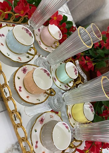 Çiçekli Desenli Renkli 6'lı Kahve Fincanı ve Uzun Bardak Seti - Görsel 2