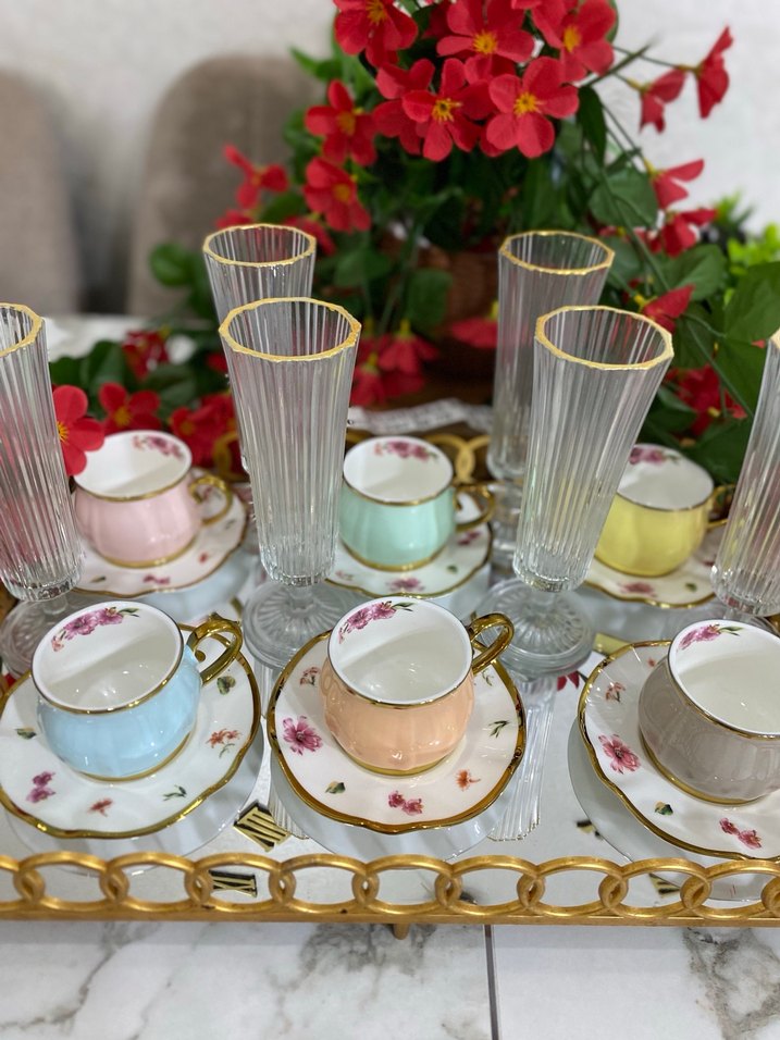 Çiçekli Desenli Renkli 6'lı Kahve Fincanı ve Uzun Bardak Seti - Görsel 5