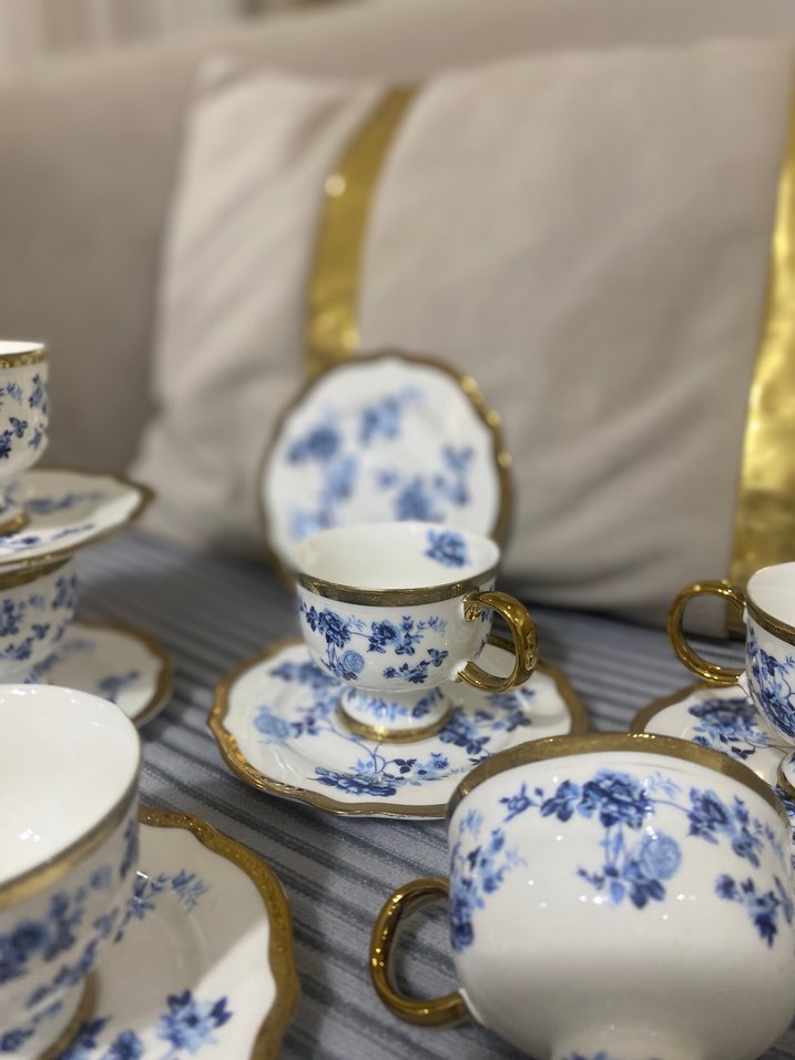 Mavi Çiçekli Altın Yaldızlı Porselen Fincan Takımı - Görsel 3
