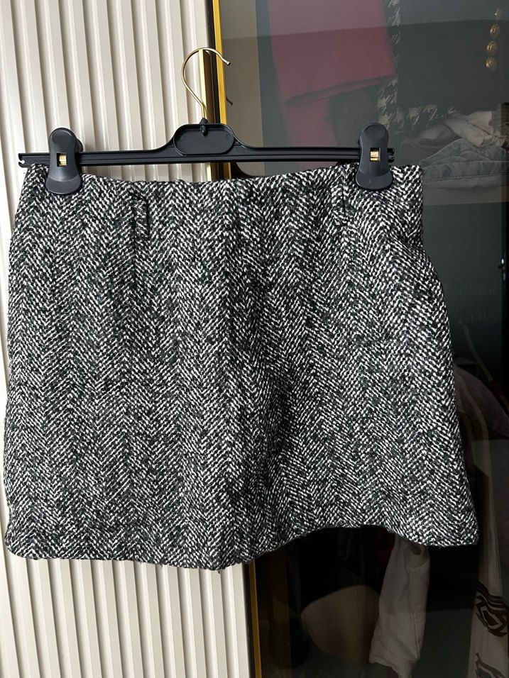 Koton kışlık kemer Detaylı Siyah Desenli Mini Etek - Görsel 5