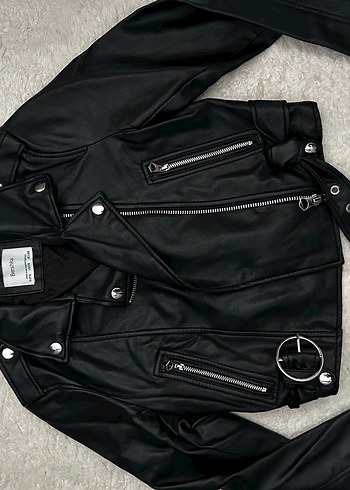 Bershka S DEFO YOK YENi Siyah Kemerli Biker Deri Ceket