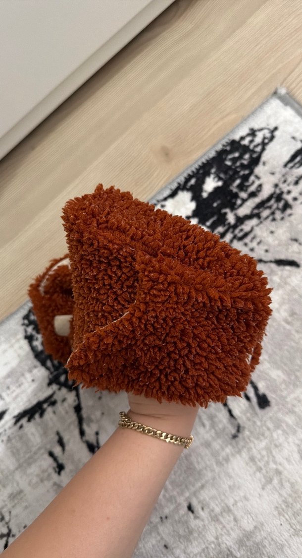 Kabarık Peluş patik - Görsel 4