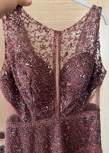 Bordo İşlemeli Uzun Abiye Elbise - Görsel 4