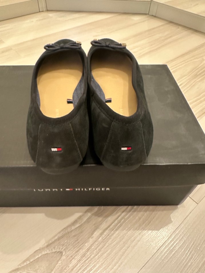 Tommy Hilfiger Siyah Süet Kadın Babet - Görsel 5