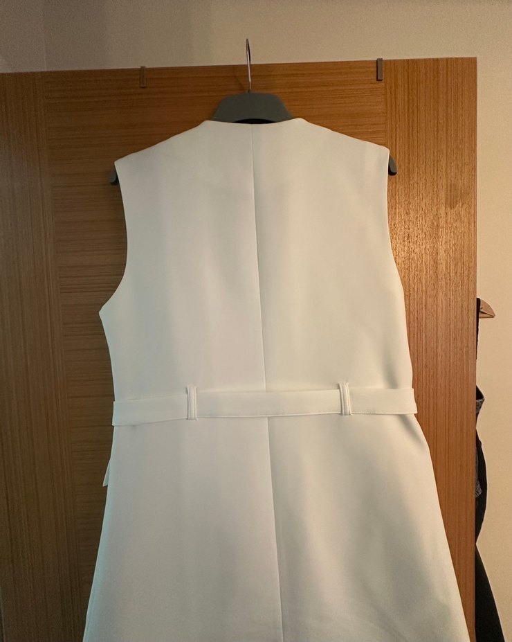 Düğmeli Beyaz gömlek elbise - Görsel 4