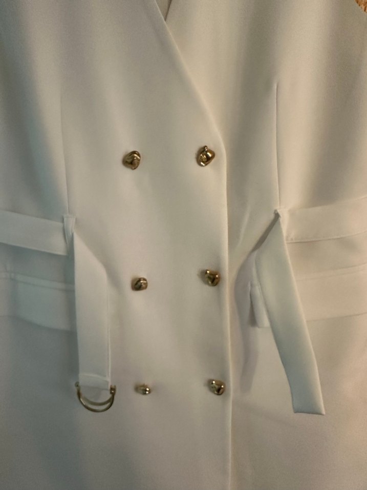 Düğmeli Beyaz gömlek elbise - Görsel 2