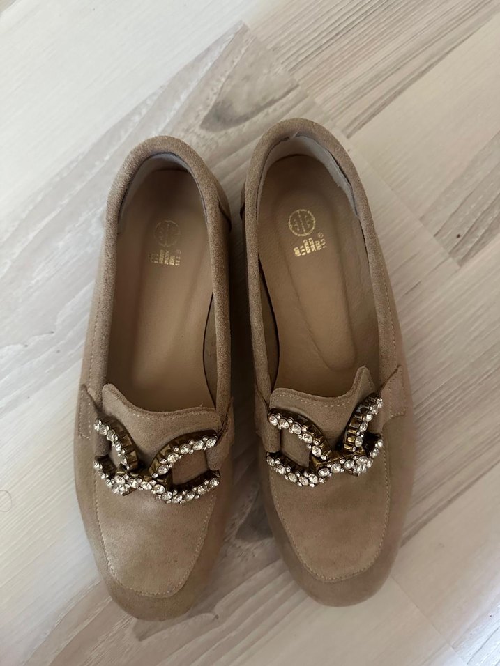 Elle Bej Süet Tokalı Kadın Babet - Görsel 2