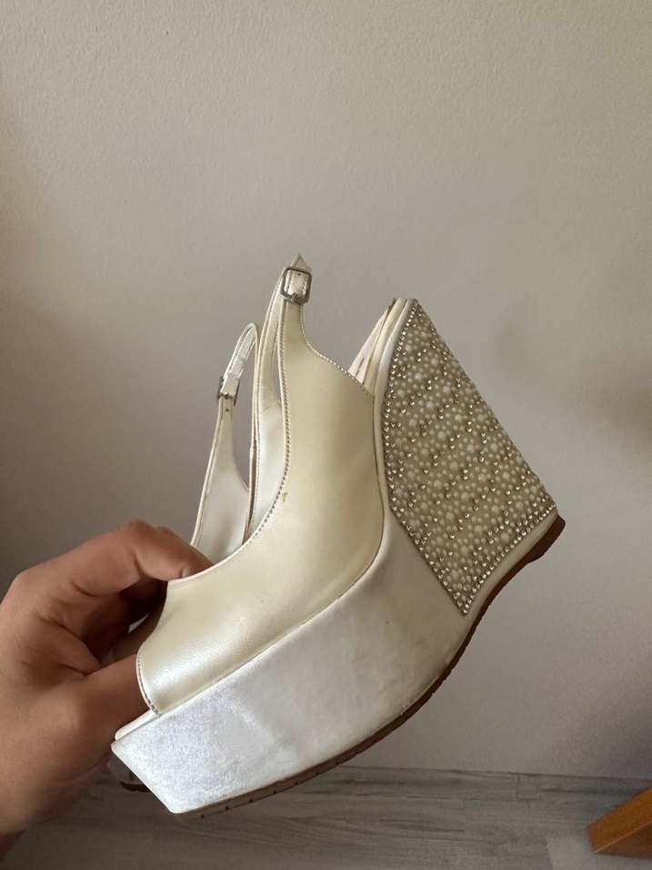 Aysira Gelin ayakkabısı Beyaz Kadın Dolgu Topuklu Gece Ayakkabıs - Görsel 3