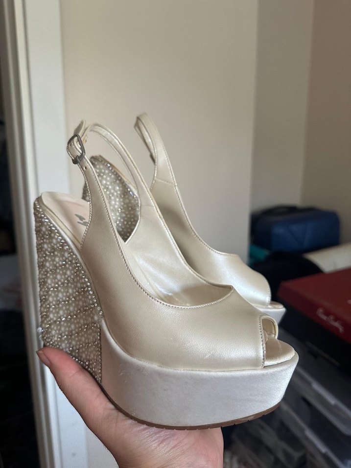 Aysira Gelin ayakkabısı Beyaz Kadın Dolgu Topuklu Gece Ayakkabıs - Görsel 2