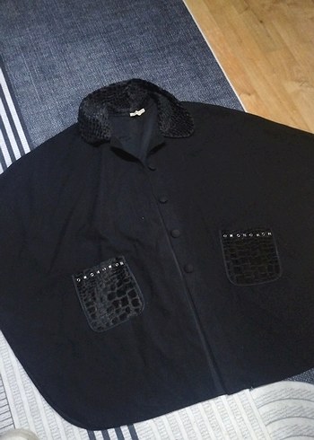 siyah pelerin cepli hiç kullanılmadı 48 beden - Görsel 2