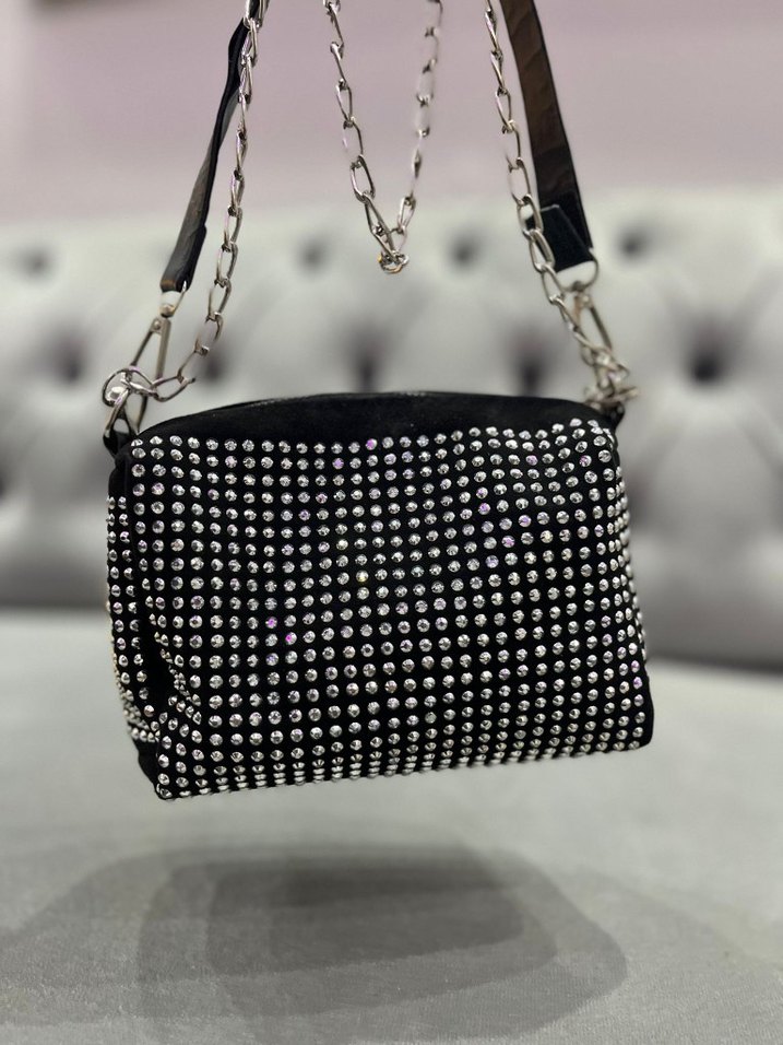Zincir Detaylı Siyah Puantiyeli Kadın Çanta - Görsel 5