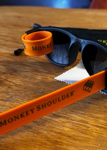 Turuncu Monkey Shoulder gözlük - Görsel 7