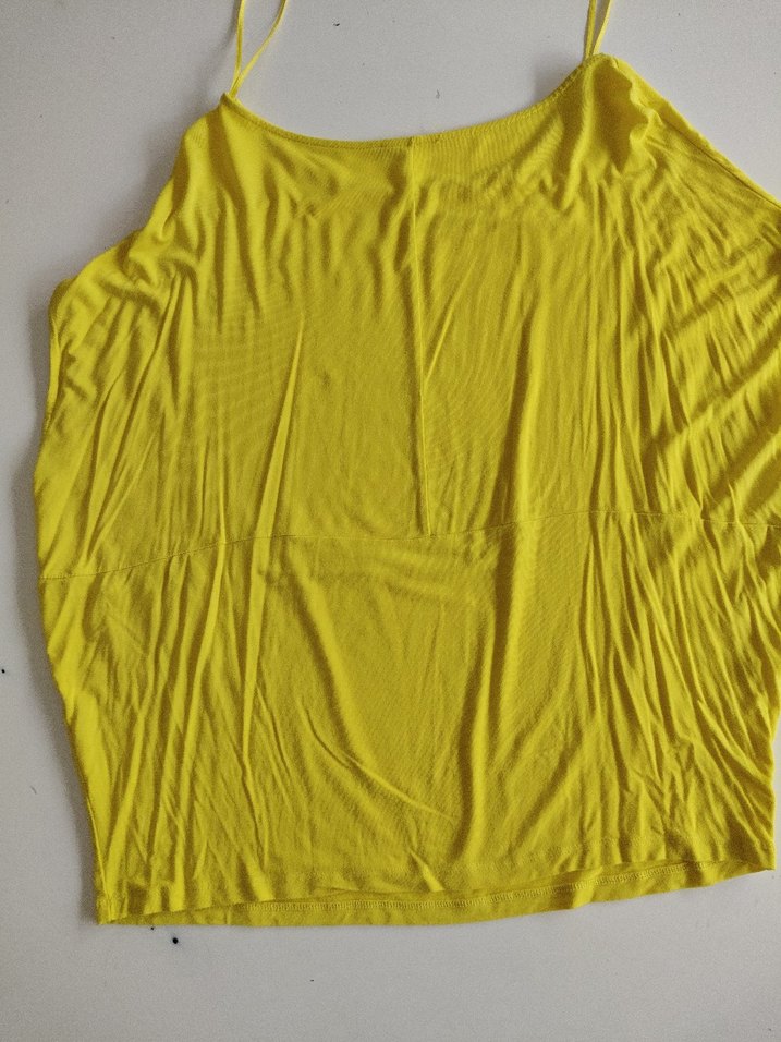 ZaraSarı Kolsuz Salaş Kadın Bluz - Görsel 2