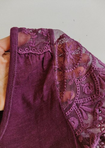 Kadın Mürdüm Bordo Dantelli Kısa Kollu Tişört - Görsel 5