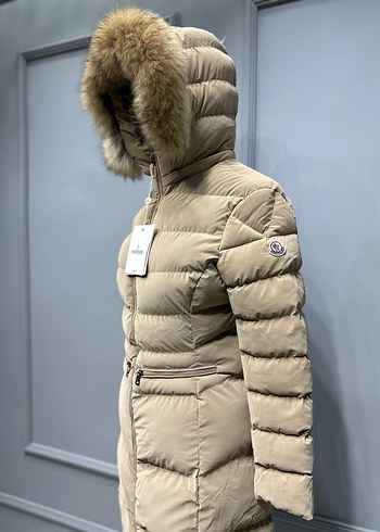 38 Beden Moncler