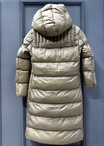 38 Beden Moncler