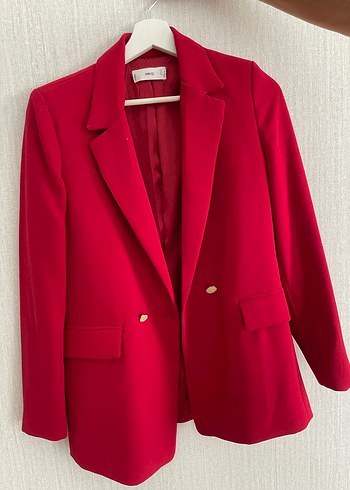 Kırmızı Düğmeli Kadın Blazer Ceket ve pantolon