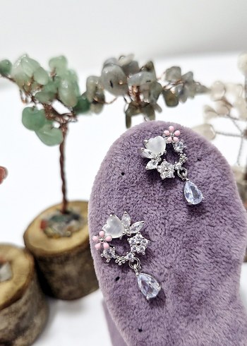 Mor Mini İşlemeli Payetli Kadın Küpeler - Görsel 2