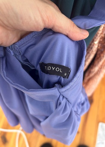 36 Beden Lila Astarlı Örme Pencere Detaylı Uzun Elbise