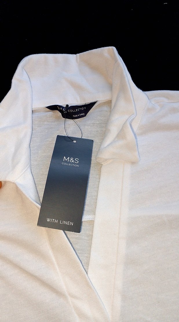 Beyaz V-Yaka Keten Kadın Tişört - Görsel 2