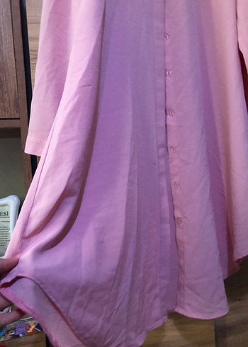 Düğmeli Pembe Uzun Kadın Tunik - Görsel 3