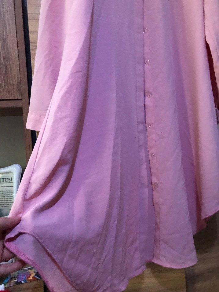 Düğmeli Pembe Uzun Kadın Tunik - Görsel 3