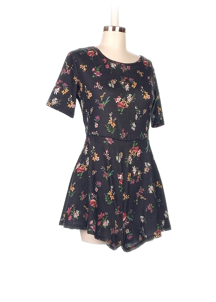 Bershka Kısa Tulum %70 İndirimli. - Görsel 2