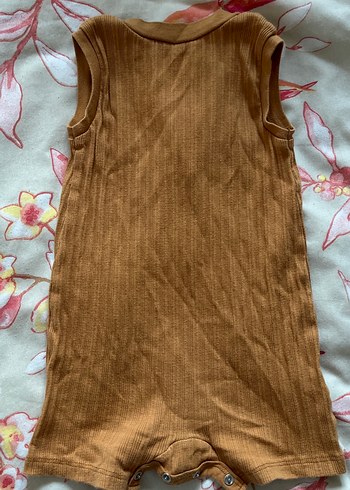 Düğmeli Kahverengi Kolsuz Bebek Tulum - Görsel 2