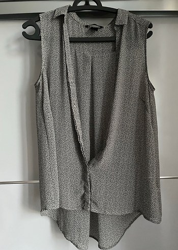 Gri Kalp Desenli V Yakalı Salaş Kadın Bluz - Görsel 2