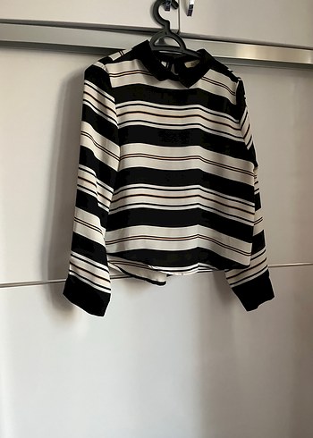 Kadın Siyah Çizgili Pilili Uzun Kollu Gömlek - Görsel 3