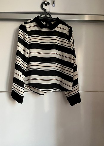 Kadın Siyah Çizgili Pilili Uzun Kollu Gömlek - Görsel 2