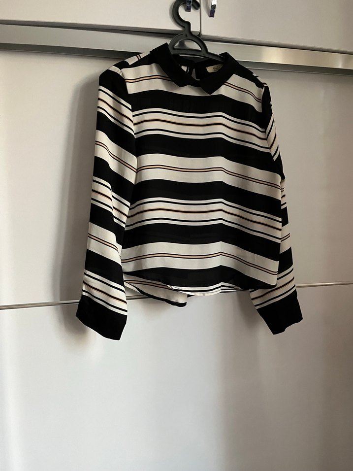 Kadın Siyah Çizgili Pilili Uzun Kollu Gömlek - Görsel 3