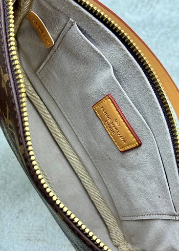 Beden LOUIS VUITTON Pochette Accessoires