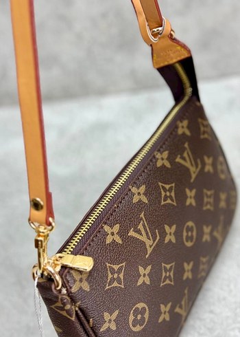  Beden kahverengi Renk LOUIS VUITTON Pochette Accessoires