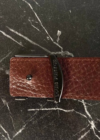 SALE
Louis Vuitton Kemer 4 cm
Hakiki Deri İthal Aksesuar - Görsel 10