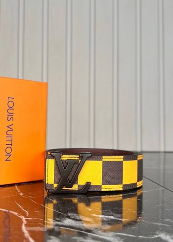 SALE
Louis Vuitton Kemer 4 cm
Hakiki Deri İthal Aksesuar - Görsel 6