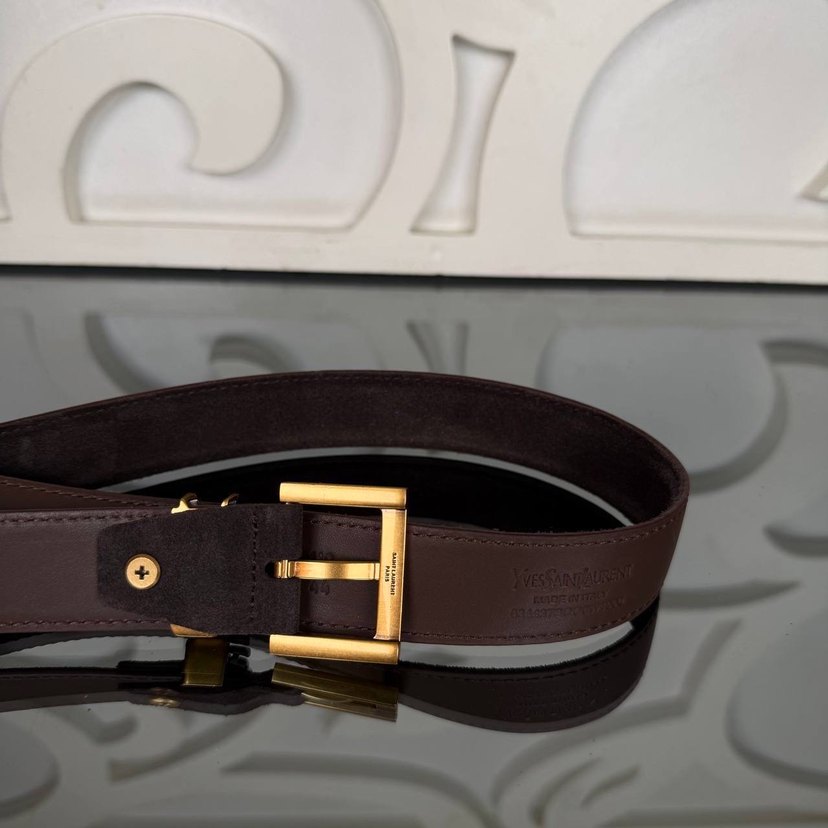 SALE
Saint Laurent Süet Kemer 3 cm
Hakiki Deri İthal Aksesuar - Görsel 4