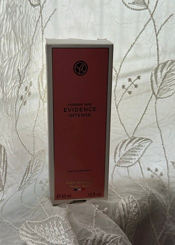 Yves Rocher Evidence Intense Kadın Parfümü 50 ml
